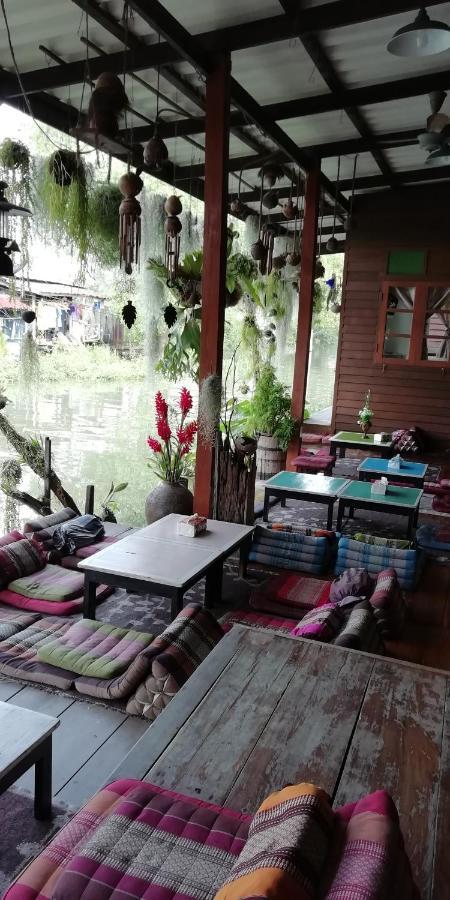Hotel Baan Ing Suan Amphawa Exterior foto